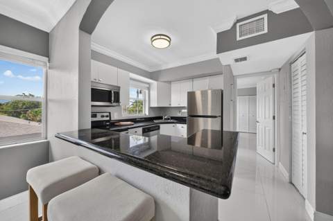 744 NE 14th Avenue #21, Fort Lauderdale FL - photo 10 of 29