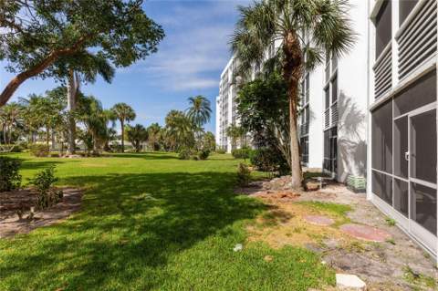 2731 NE 14th St Causeway #121, Pompano Beach FL - photo 6 of 27