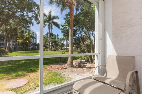 2731 NE 14th St Causeway #121, Pompano Beach FL - photo 12 of 27