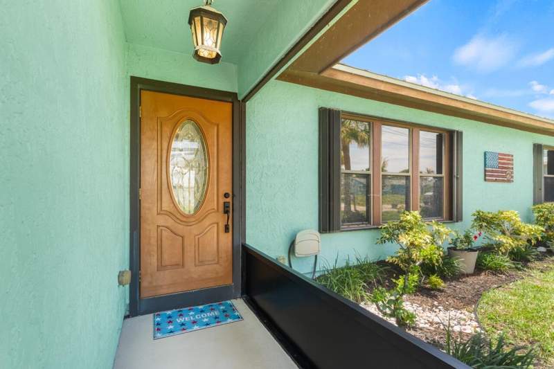 3 bedroom Single Family Residence at 1636 NE Darlich Avenue, Corona Del Rio, Jensen Beach — photo 5
