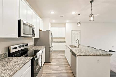 201 SW North Wakefield Circle, Port St. Lucie FL - photo 8 of 44