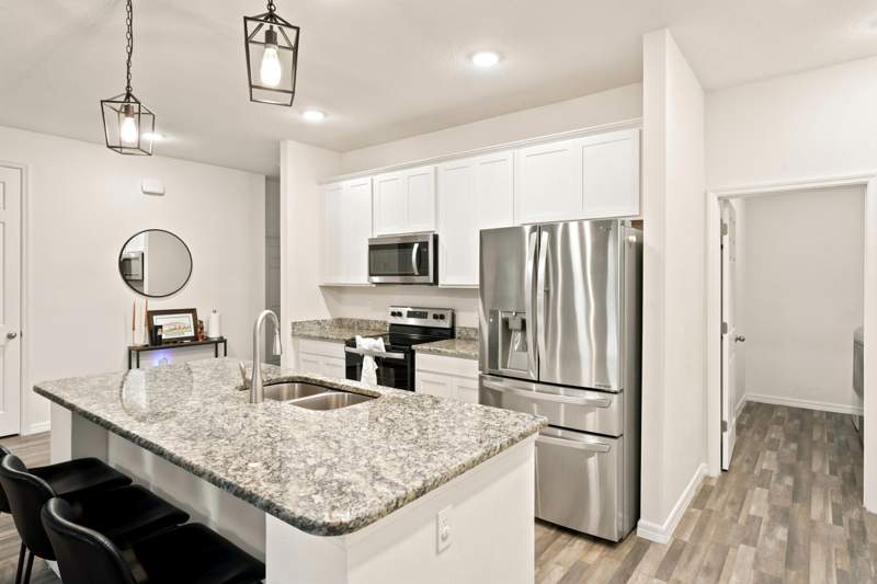 4 bedroom Single Family Residence at 201 SW North Wakefield Circle, Port St Lucie Section 34, Port St. Lucie — photo 5