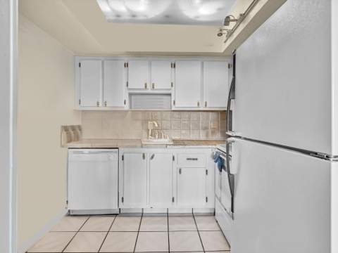 215 NE 16th Avenue #203, Fort Lauderdale FL - photo 16 of 40