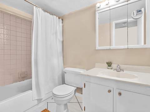 215 NE 16th Avenue #203, Fort Lauderdale FL - photo 19 of 40
