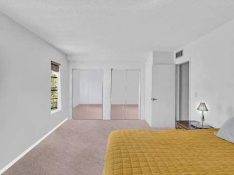 215 NE 16th Avenue #203, Fort Lauderdale FL - photo 21 of 40