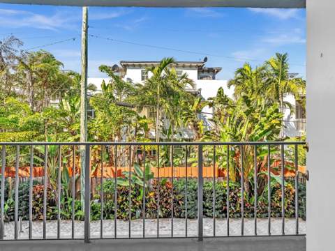 215 NE 16th Avenue #203, Fort Lauderdale FL - photo 24 of 40