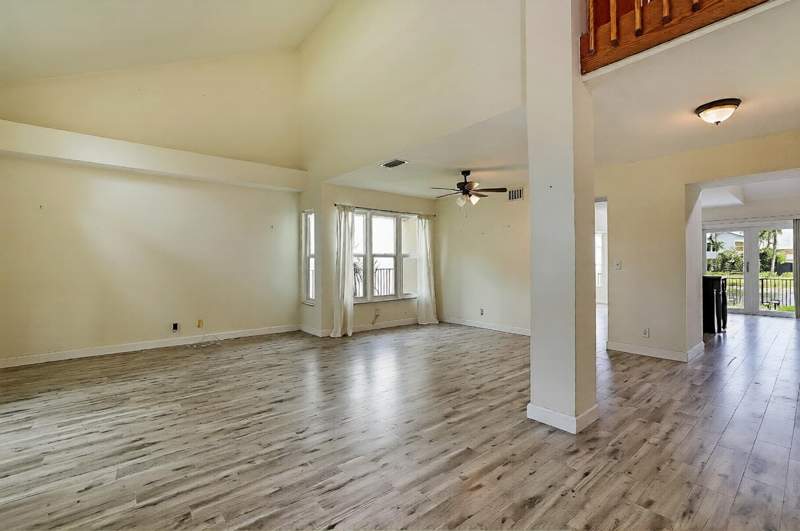 4 bedroom Single Family Residence at 3570 Woods Walk Boulevard, Woods Walk 1, Lake Worth — photo 4