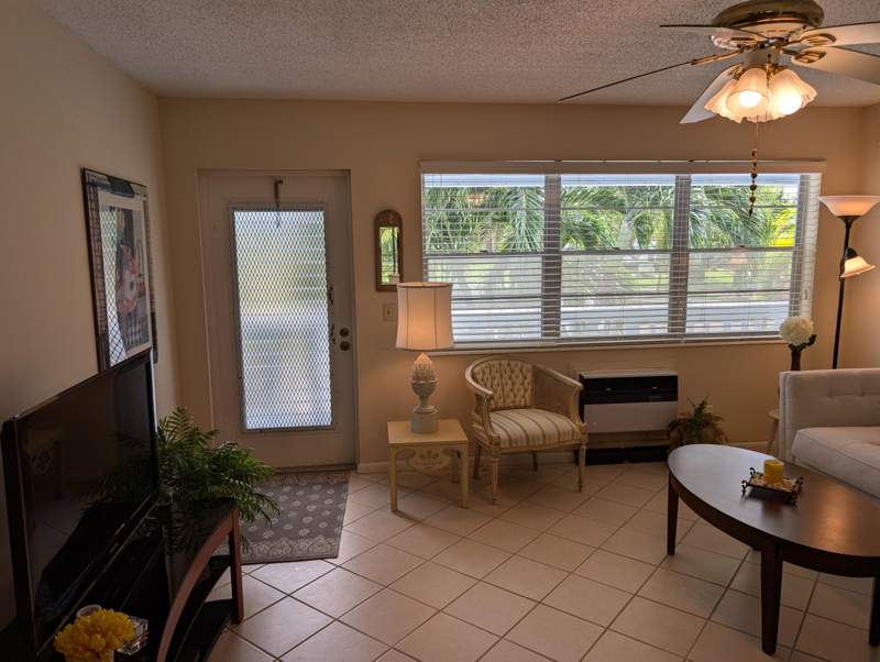 1 bedroom Condominium at 436 Markham T #436, Markham T Condo, Deerfield Beach — photo 3
