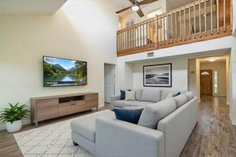 3570 Woods Walk Boulevard, Lake Worth FL - photo 20 of 51