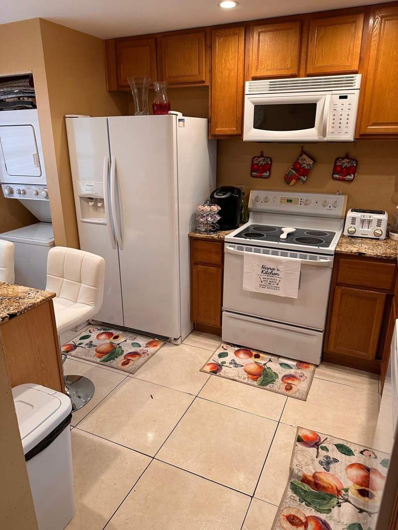 2 bedroom Condominium at 6575 W Oakland Park Boulevard #417, Isles Of Inverrary II Condo, Lauderhill — photo 4