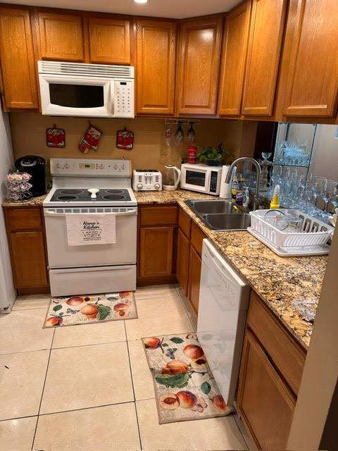 2 bedroom Condominium at 6575 W Oakland Park Boulevard #417, Isles Of Inverrary II Condo, Lauderhill — photo 5