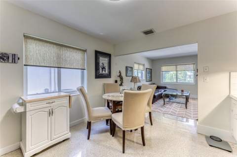 1676 NE 40th Street, Oakland Park FL - photo 18 of 26