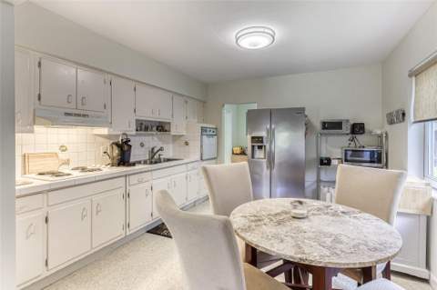 1676 NE 40th Street, Oakland Park FL - photo 19 of 26