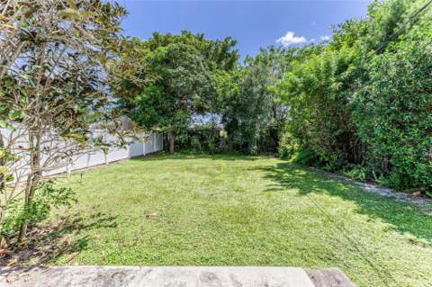 1676 NE 40th Street, Oakland Park FL - photo 20 of 26