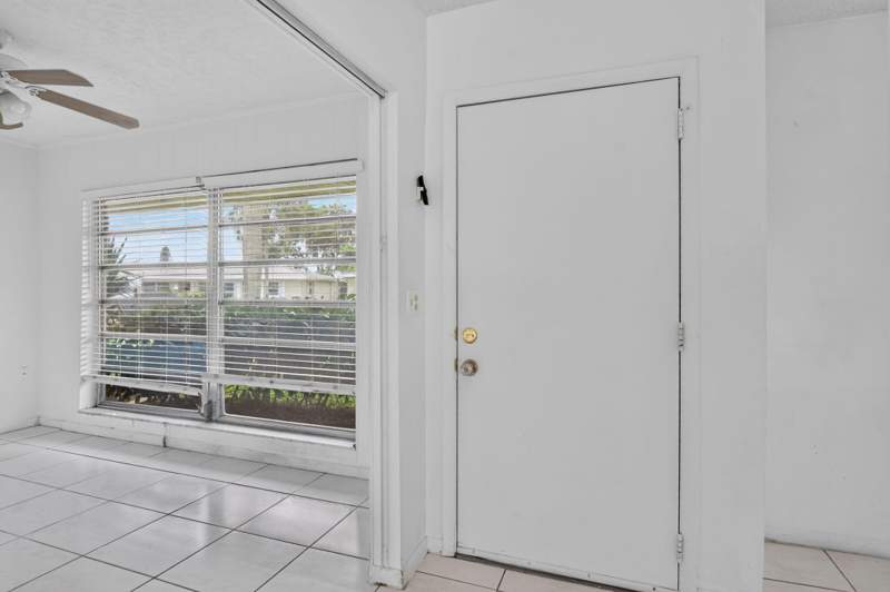 2 bedroom Villa at 20923 Sedgewick Drive #386, Boca Lakes Condo, Boca Raton — photo 3