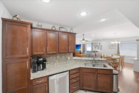 130 Mediterranean Boulevard, Port St. Lucie FL - photo 8 of 35