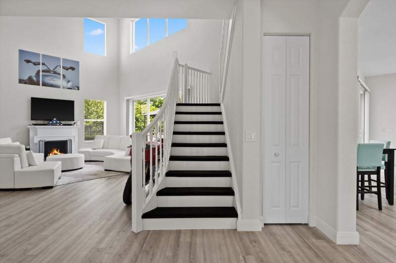 6 bedroom Single Family Residence at 1215 Creekside Drive, Black Diamond Ph 1, Wellington — photo 5