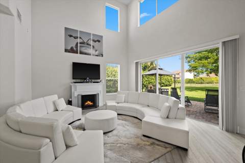 1215 Creekside Drive, Wellington FL - photo 8 of 79