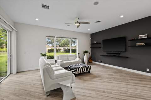 1215 Creekside Drive, Wellington FL - photo 14 of 79