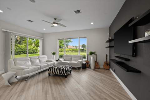 1215 Creekside Drive, Wellington FL - photo 15 of 79