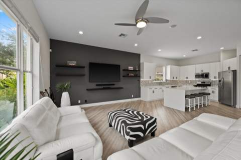 1215 Creekside Drive, Wellington FL - photo 17 of 79