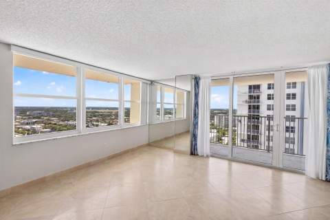 111 Briny Avenue #2711, Pompano Beach FL - photo 11 of 38