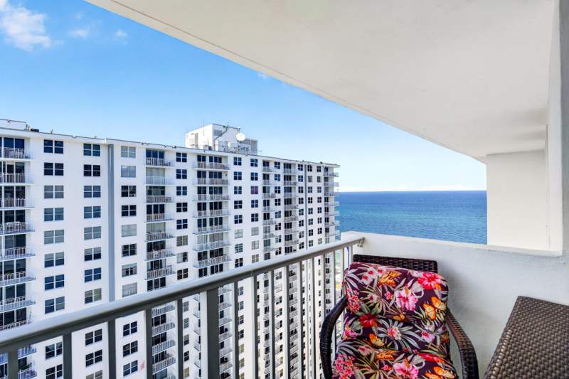 2 bedroom Condominium at 111 Briny Avenue #2711, Pompano Beach Club Condo, Pompano Beach — photo 4