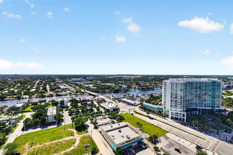 2 bedroom Condominium at 111 Briny Avenue #2711, Pompano Beach Club Condo, Pompano Beach — photo 2