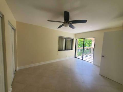 12 Wimbledon Lakes Drive #250, Plantation FL - photo 14 of 23