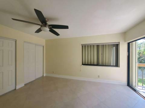 12 Wimbledon Lakes Drive #250, Plantation FL - photo 15 of 23
