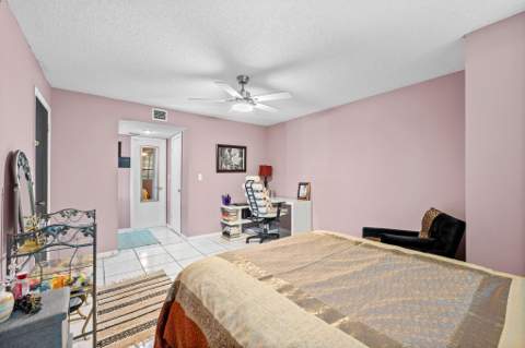 7401 NW 16th Street #102, Plantation FL - photo 14 of 36