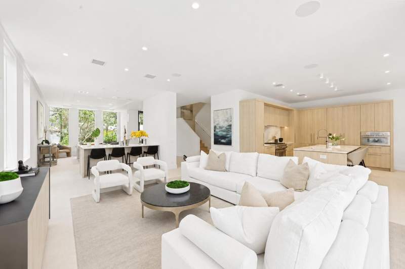 4 bedroom Single Family Residence at 519 SE 4th Avenue, Osceola Park, Delray Beach — photo 4