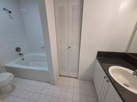 12112 Saint Andrews Place #212, Miramar FL - photo 23 of 36