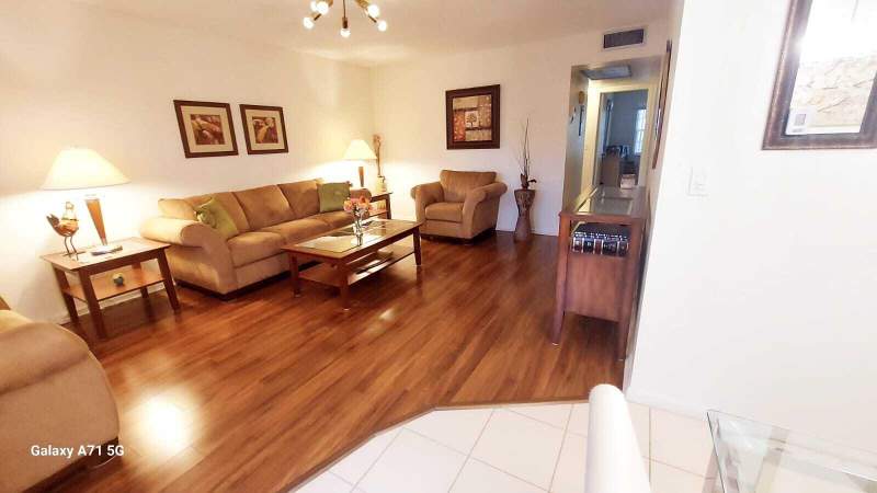 2 bedroom Condominium at 280 Suffolk G, Suffolk At Century Village Condo, Boca Raton — photo 3