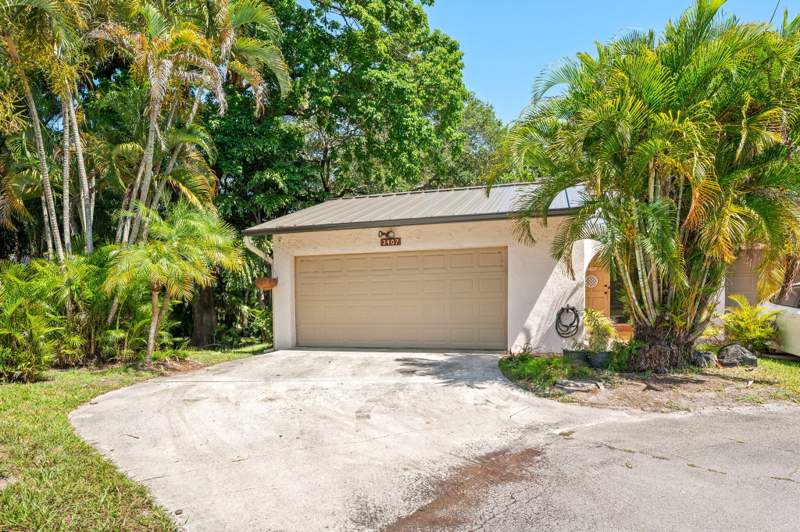 2 bedroom Townhouse at 3407 Cherry Garden Circle #151, Hills Of Inverrary Tract, Lauderhill — photo 2