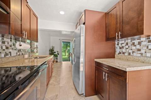 3407 Cherry Garden Circle #151, Lauderhill FL - photo 12 of 30