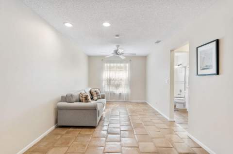 5861 Sunswept Lane #B, Boynton Beach FL - photo 9 of 26