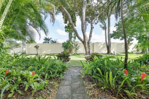 5861 Sunswept Lane #B, Boynton Beach FL - photo 21 of 26