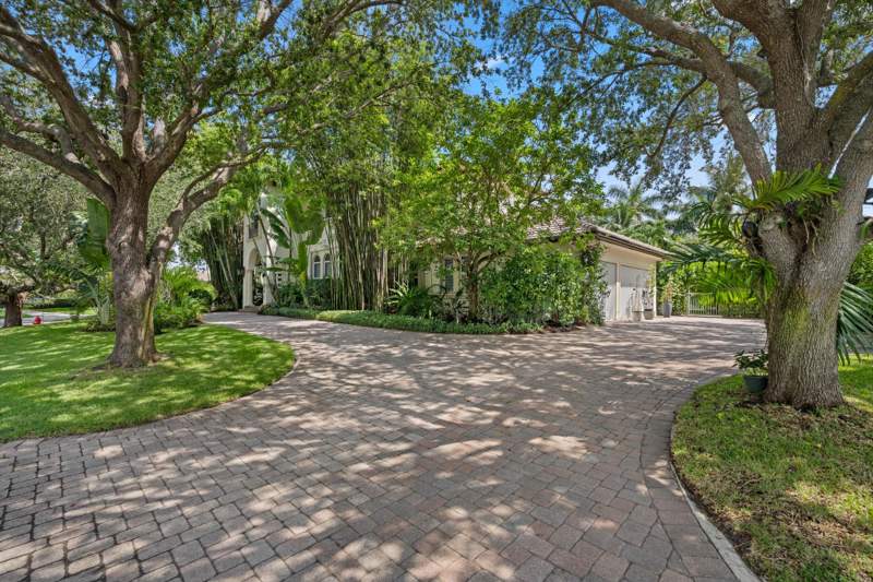 5 bedroom Single Family Residence at 4699 Gleneagles Drive, Pine Tree Golf Club, Boynton Beach — photo 3