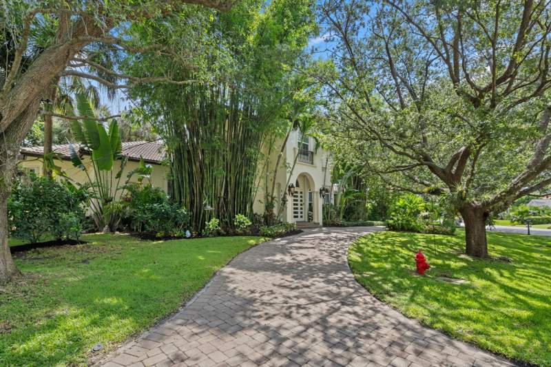 5 bedroom Single Family Residence at 4699 Gleneagles Drive, Pine Tree Golf Club, Boynton Beach — photo 4