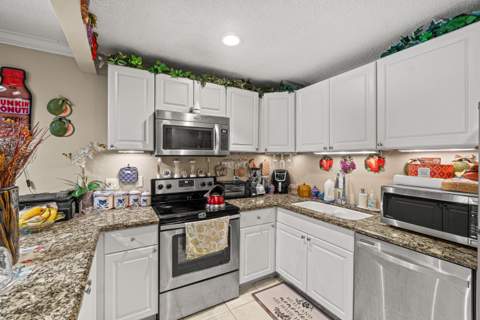 526 Shady Pine Way #D2, Greenacres FL - photo 8 of 20
