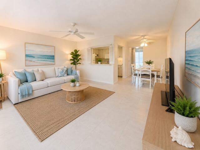 1 bedroom Condominium at 116 Windsor F, Windsor Condos, West Palm Beach — photo 5
