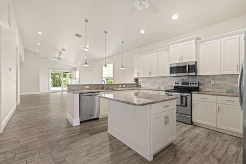 1006 SW 34th Terrace, Palm City FL - photo 8 of 43