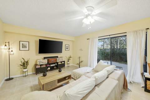 5110 51st Way, West Palm Beach FL - photo 11 of 38