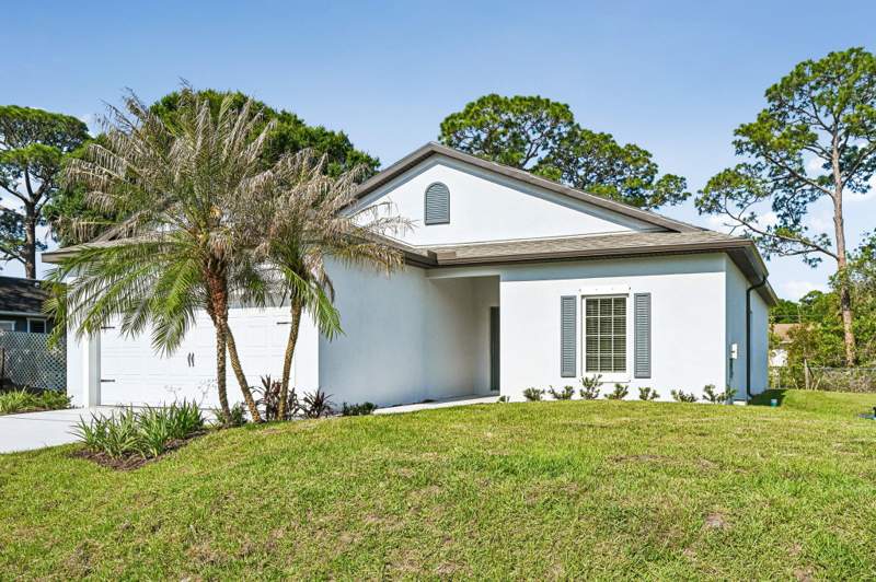 3 bedroom Single Family Residence at 5901 Raintree Trail, INDIAN RIVER ESTATES UNIT 9, Fort Pierce — photo 3