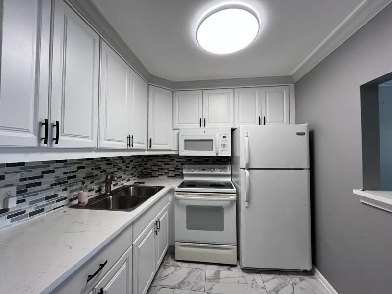 1 bedroom Condominium at 49 Cambridge B, Cambridge Condo, West Palm Beach — photo 5