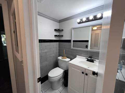 49 Cambridge B, West Palm Beach FL - photo 9 of 16