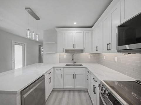 9298 Birmingham Drive, Palm Beach Gardens FL - photo 9 of 24