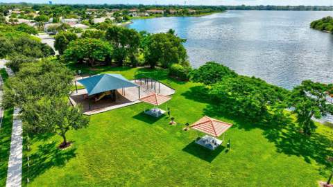 4271 SW 10th Court, Deerfield Beach FL - photo 23 of 27