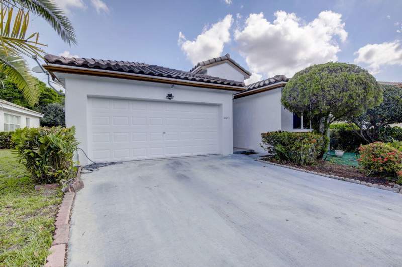 3 bedroom Single Family Residence at 10245 SW 16th Court, Genesis At The Landings, Pembroke Pines — photo 2